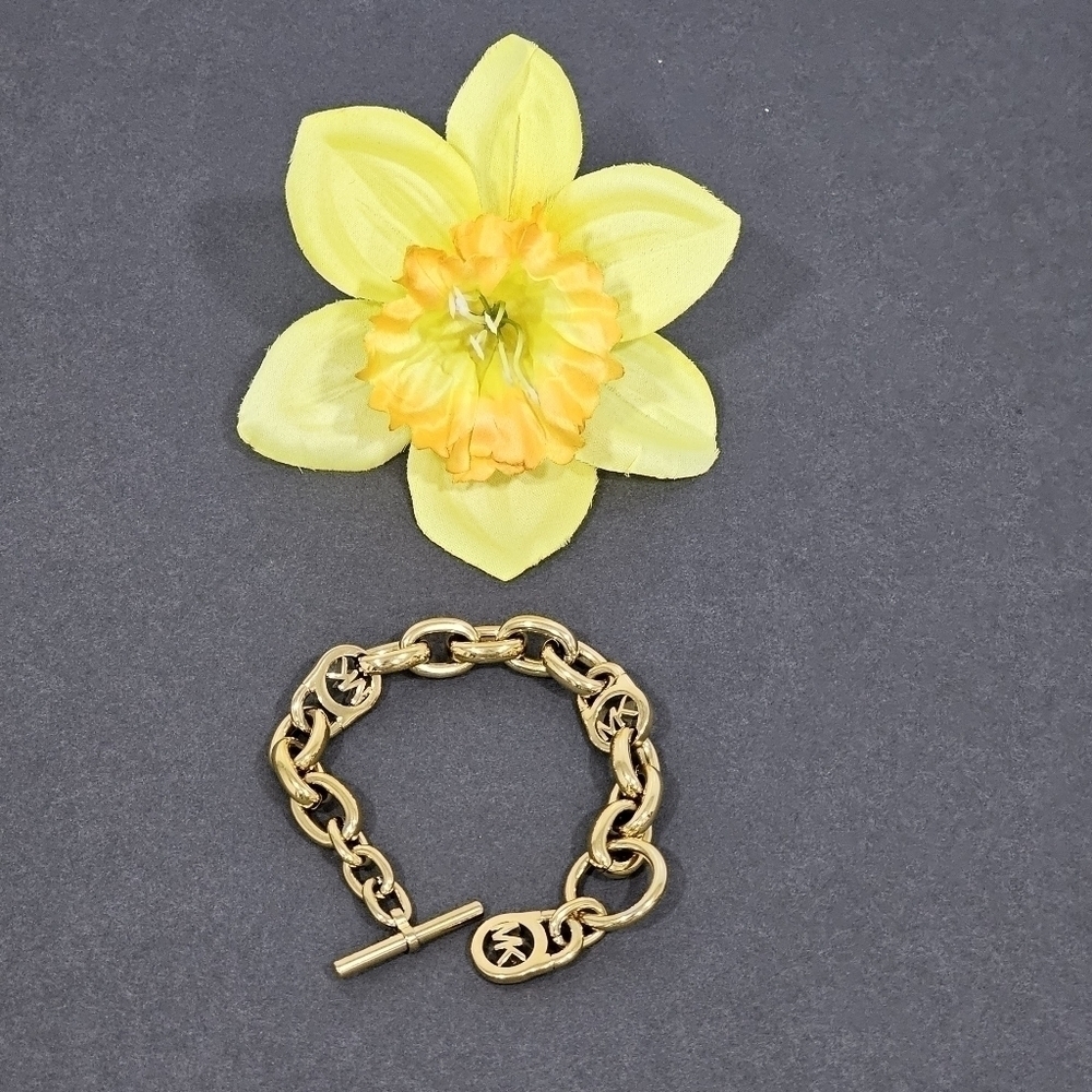 Michael kors women bracelet gold color